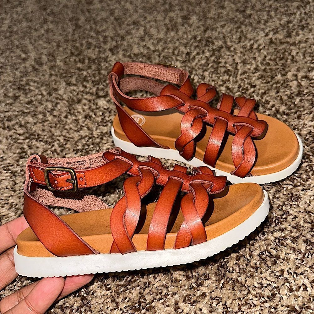 Wonder Nation Girls Brown Sandals White Soles Size 9 EUC
